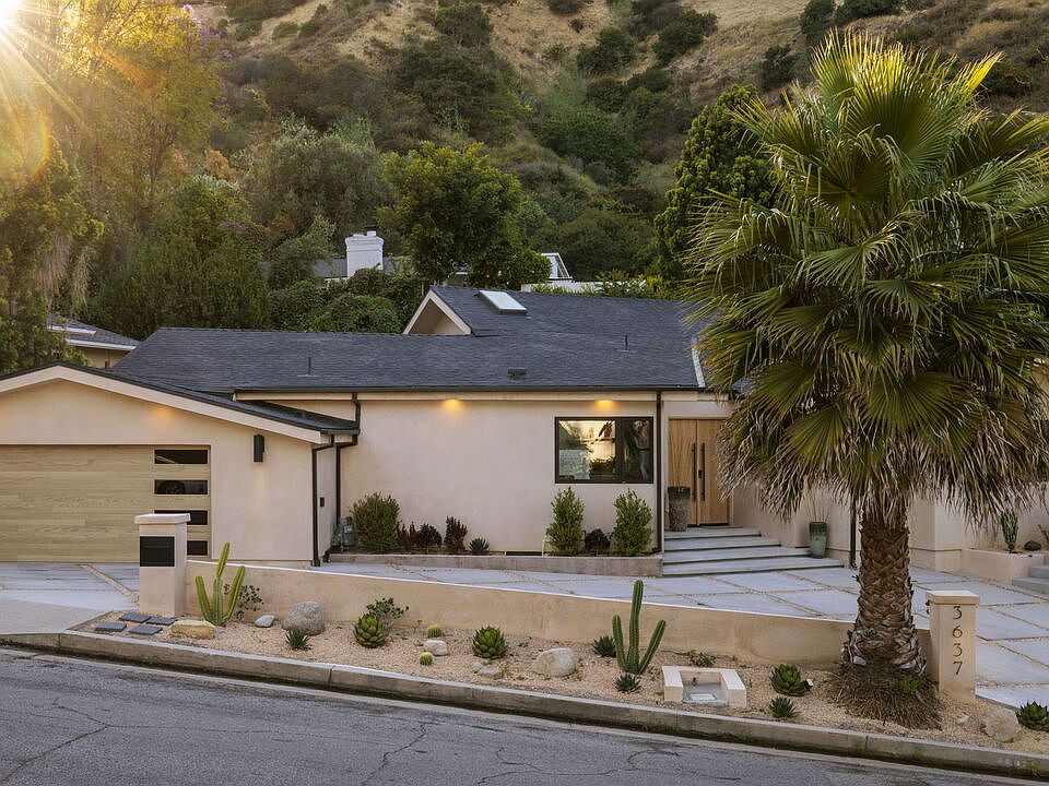 1st image of 3637 Loadstone Dr