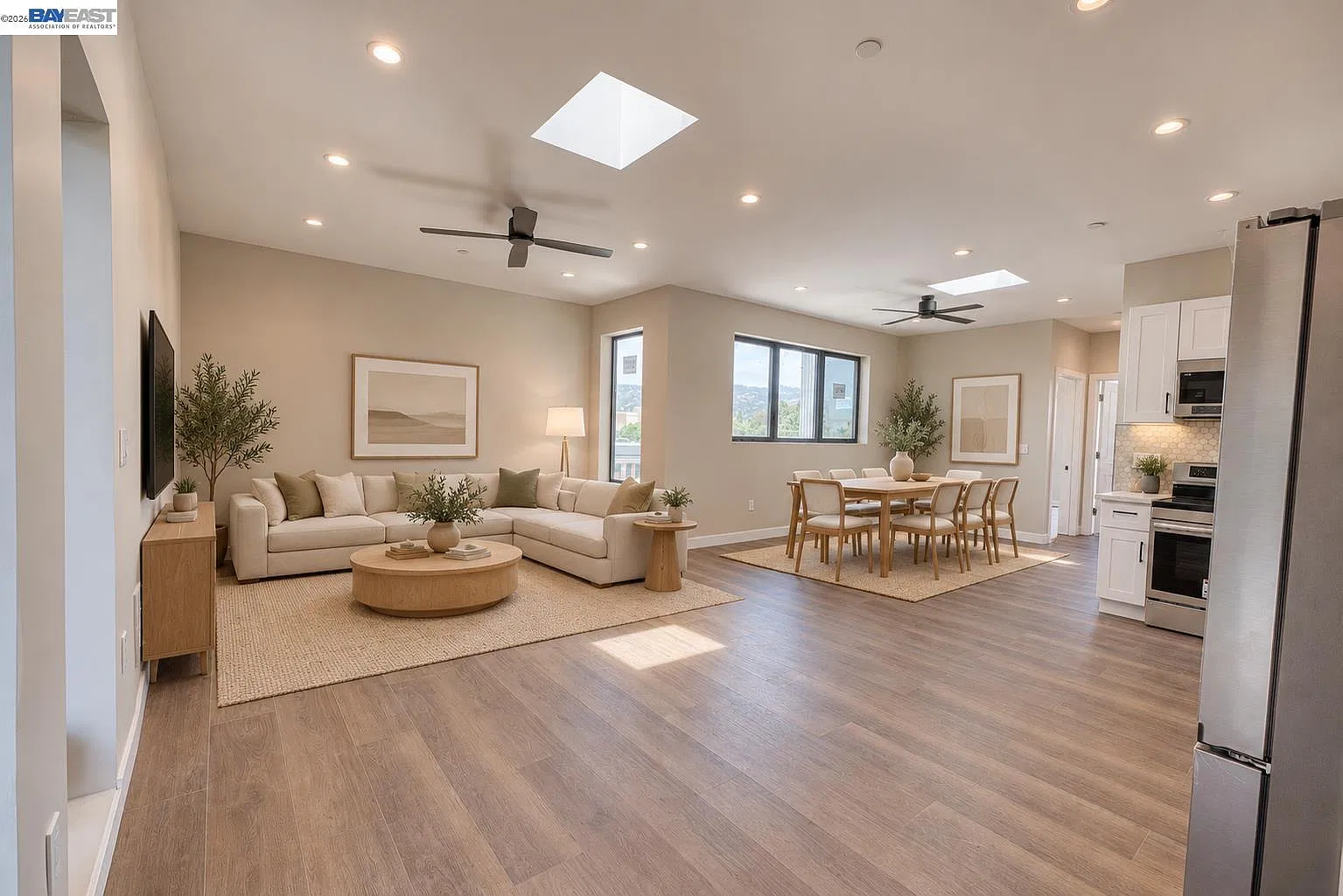 2 bed, 1111 sqft, $4,200 — Photo 1