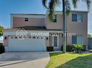 9853 SW 221st St, Cutler Bay, FL 33190
