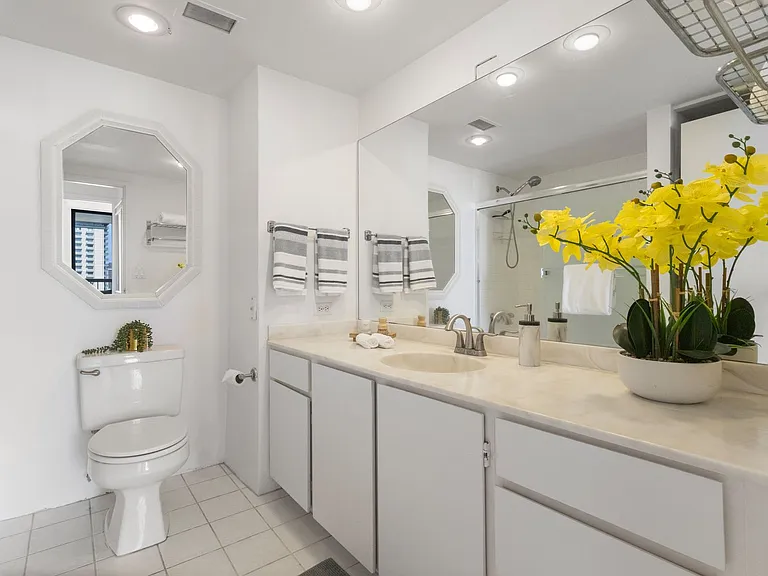 430 Lewers St #25E — Photo 21