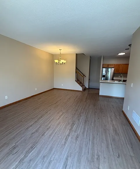 6886 Meadow Grass Ln S — Photo 8