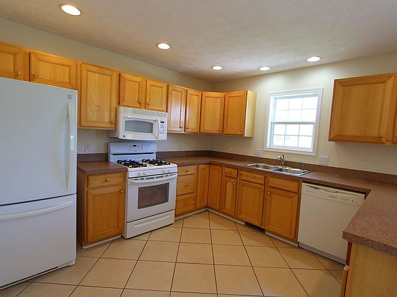 3rd image of 2212 Tyler Hills Dr