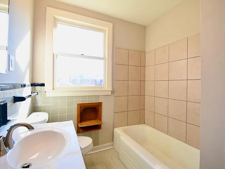 120 Donelsonwood Dr — Photo 11