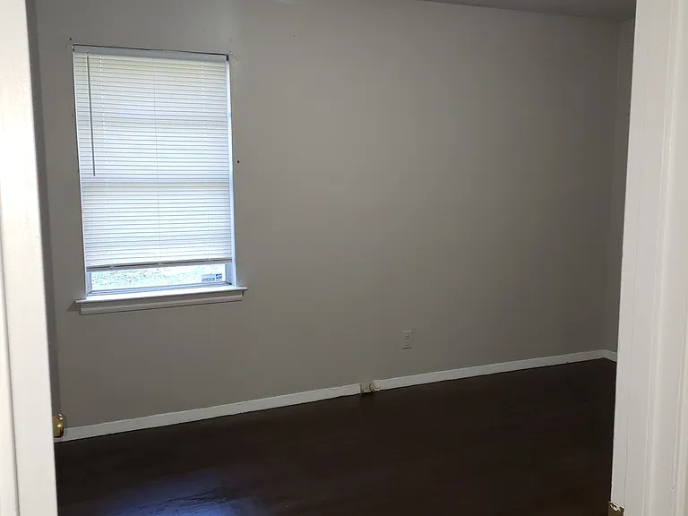 3804 Carnes Ave — Photo 12