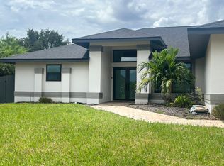 126 NW 27th Pl, Cape Coral, FL 33993