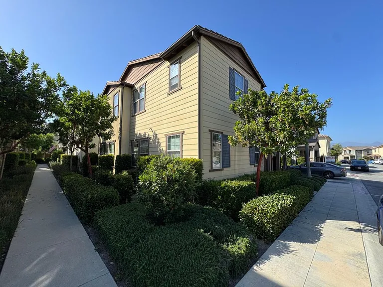 75 Majeza Ct — Photo 33