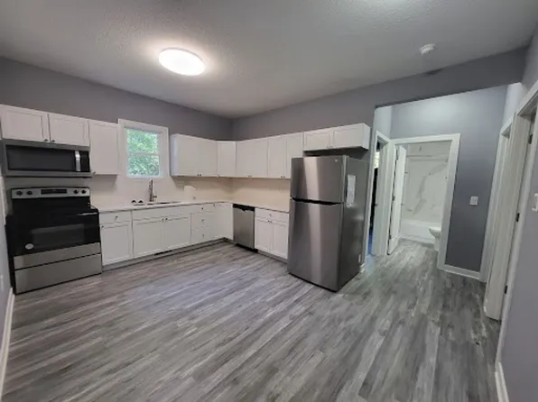 2406 Woodland Avenue, 2406 Woodland Ave #2, Des Moines, IA 50312