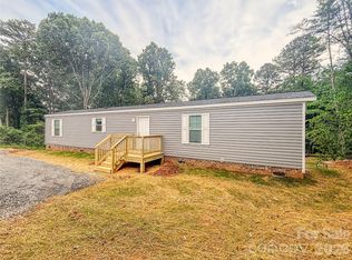 2401 Liberty Church Rd, Hickory, NC 28601