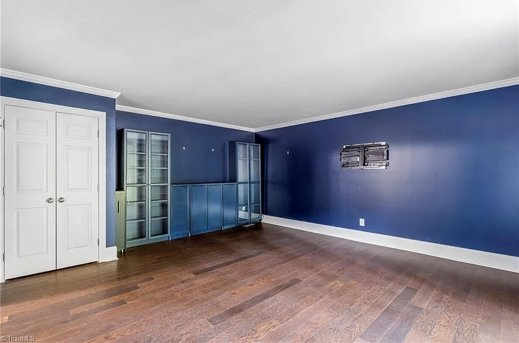 4 bed, 2.5 bath, $2,600 — Photo 4