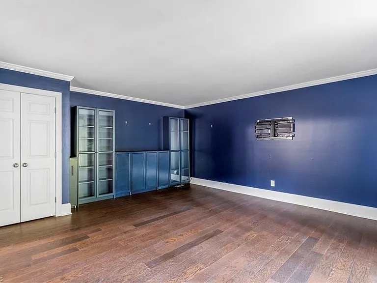 4103 Oak Hollow Dr — Photo 4
