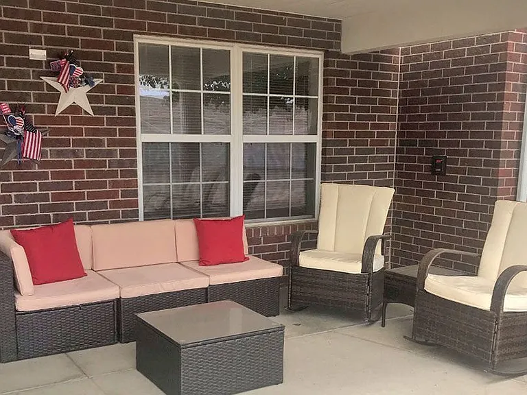 Wyndam Place Senior Residence - Hays — Photo 9
