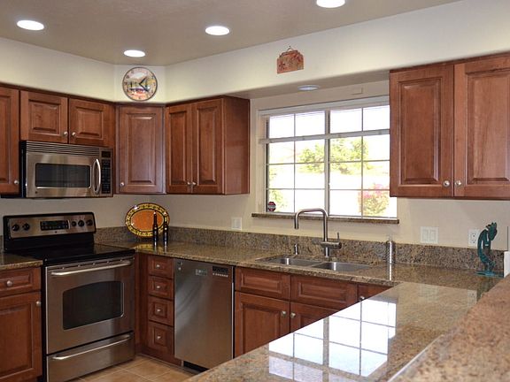 4th image of 1291 W Seep Willow Pl