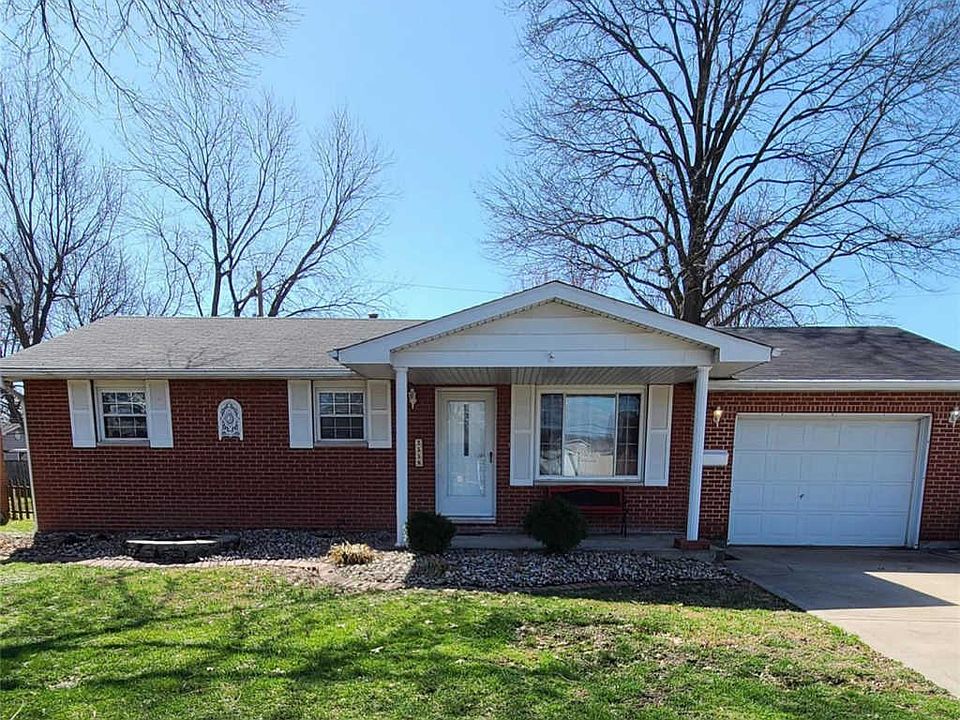 1st image of 2558 Buenger Blvd