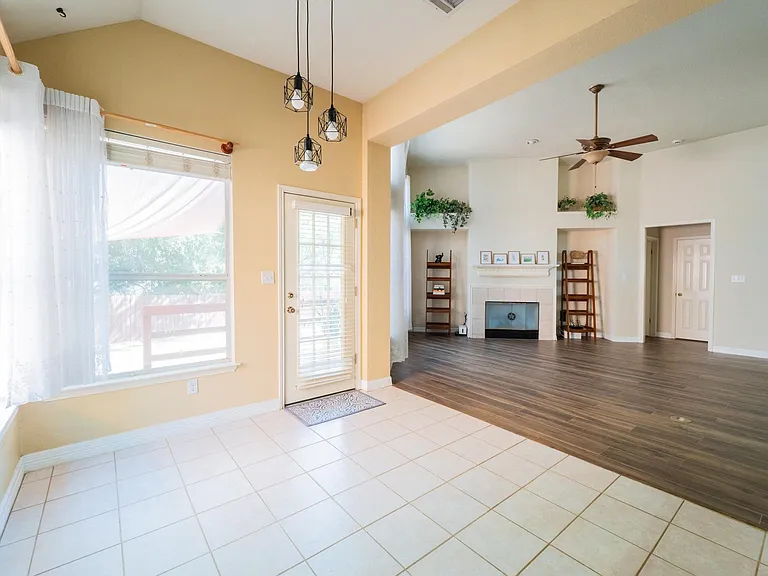 1108 Antelope Rdg — Photo 13