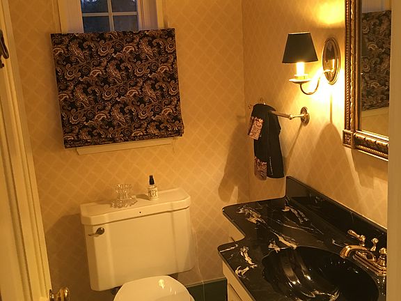 Powder room update