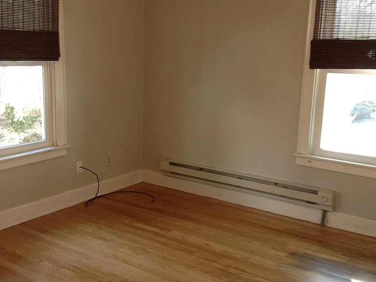 82 W Carpenter St #A — Photo 3