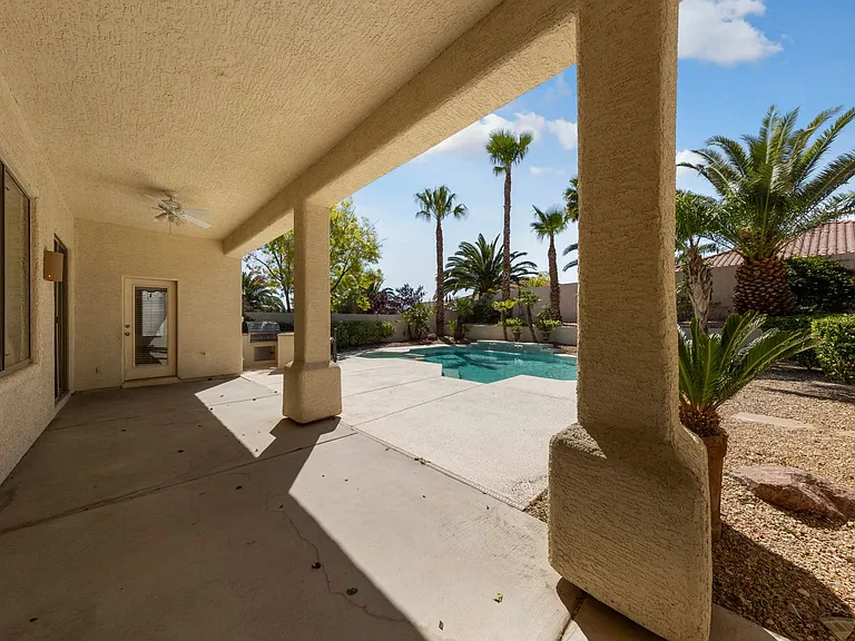 10221 Angel Peak Ct — Photo 4