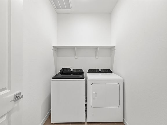 Welcome to the Onyx floorplan.