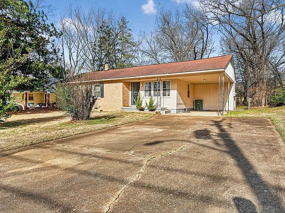 3rd image of 2144 Saint Elmo Ave