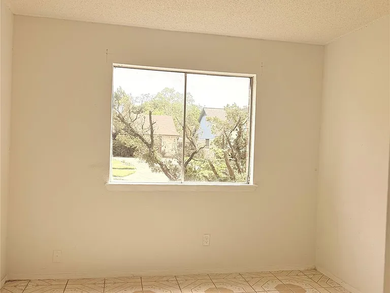 5503 Bridge Forest Dr — Photo 14