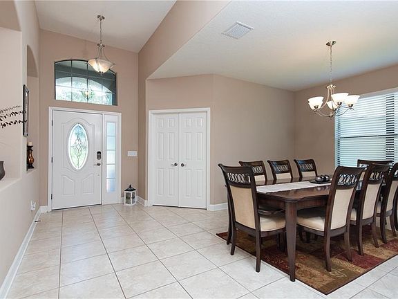 5th image of 8434 White Poplar Dr