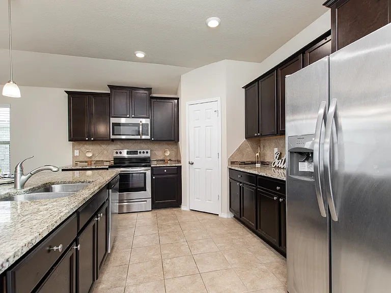 2516 Bargello St — Photo 11