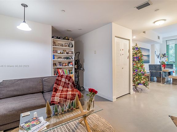 2nd image of 111 E Flagler St APT 303