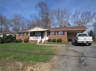 830 Old Winston Rd, Kernersville, NC 27284