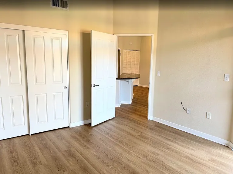 1501 Front St #629 — Photo 11