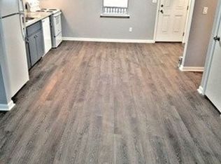 1817 Tower St SE APT 2, Decatur, AL 35601