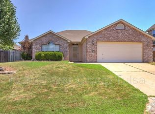 4911 S 198th East Ave, Broken Arrow, OK 74014