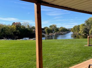 1351 Lauderdale Pl, Onalaska, WI 54650