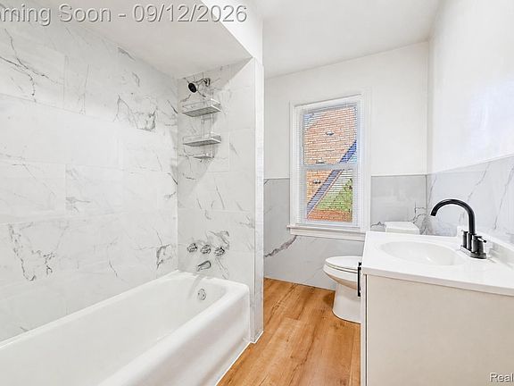 3rd image of 17545 Pennington Dr