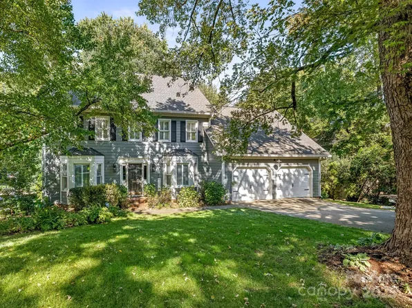 9515 Hanover South Trl, Charlotte, NC 28210