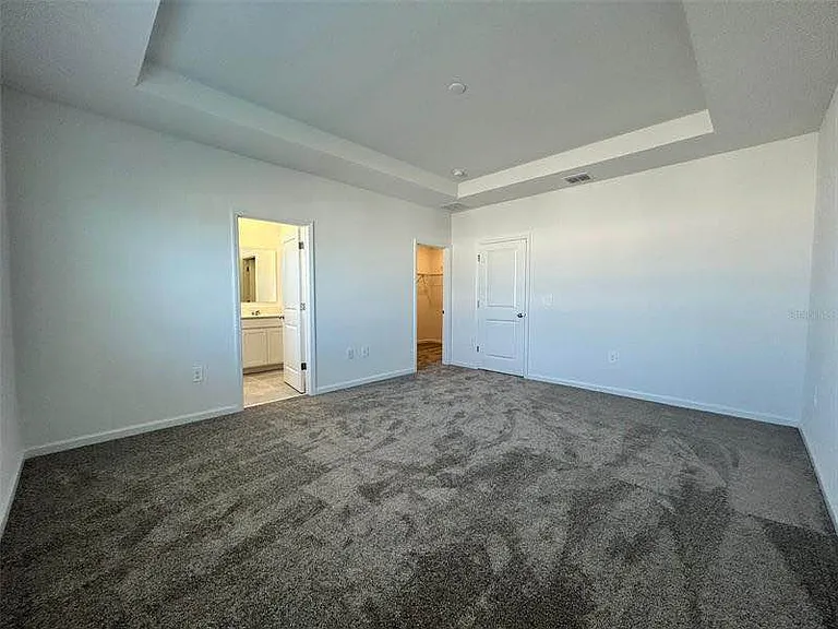3295 Laurent Loop — Photo 18