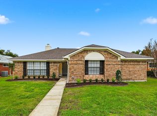 1534 Autumn Breeze Ln, Lewisville, TX 75077