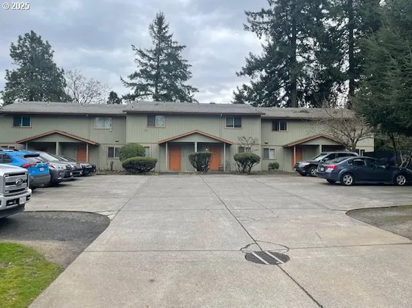 13730 SE Stark St, Portland, OR 97233