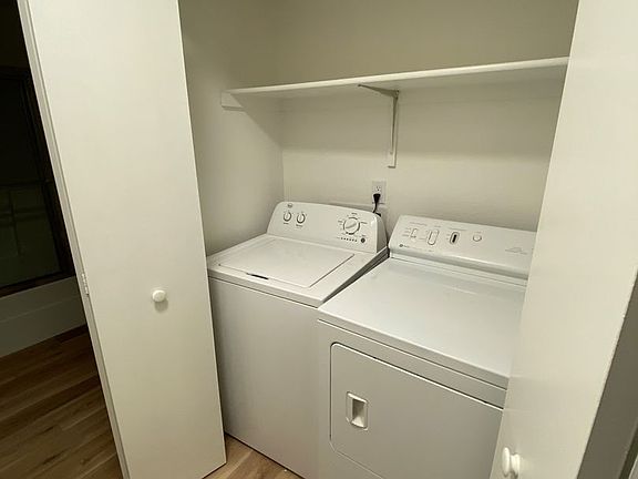 4th image of 709 Cowdin Dr Unit 4