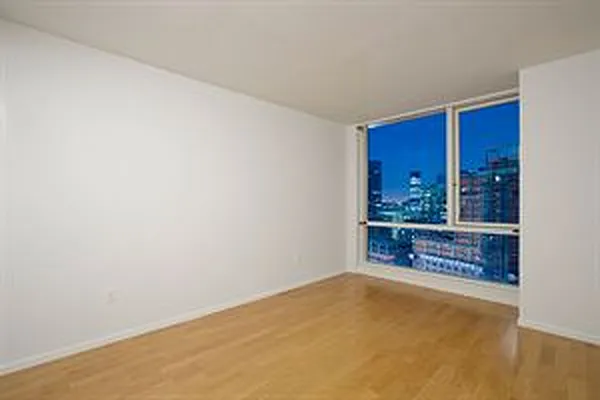 Rented by Douglas Elliman | media 41