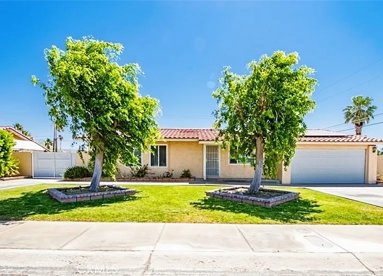 2240 N San Gorgonio Rd — Photo 11