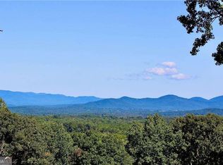 90 Twisted Oak Rd, Talking Rock, GA 30175