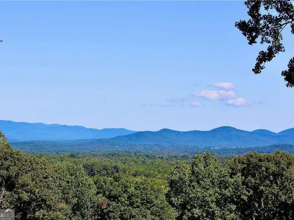 90 Twisted Oak Rd, Talking Rock, GA 30175