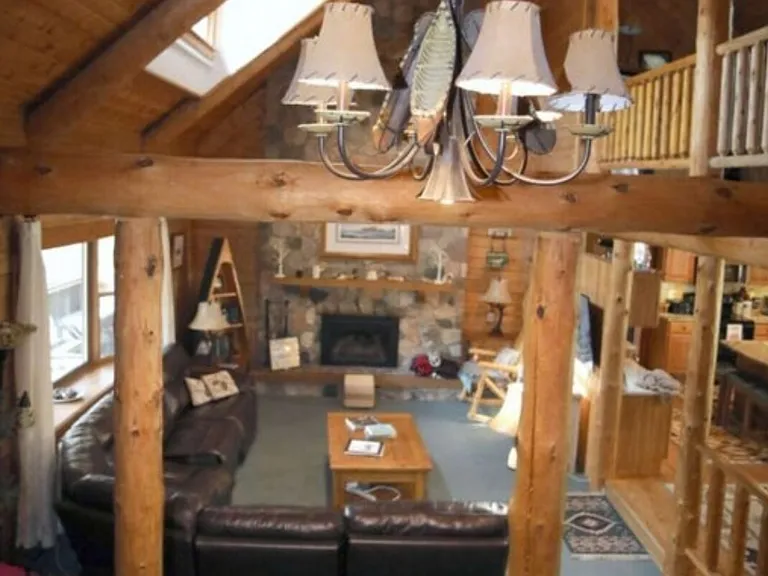 4274 N Lakeshore Dr — Photo 6
