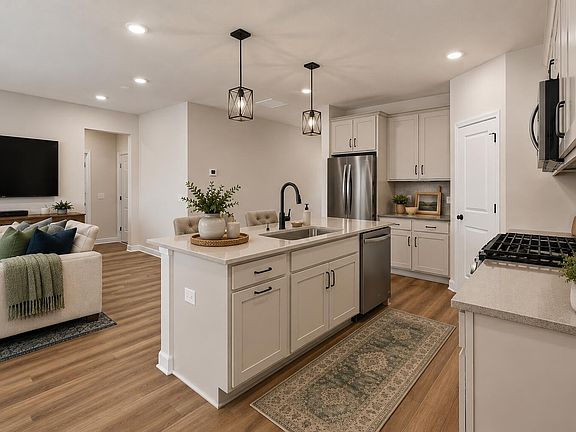 3rd image of 313 Lucca Dr