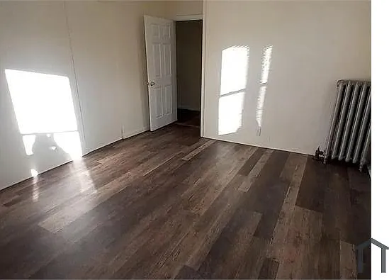 137 Hawthorne Ave #1 — Photo 2