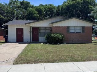 3879 Freddie St, Fort Worth, TX 76119