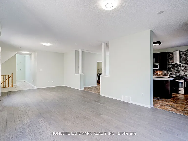 629 College Ave — Photo 15