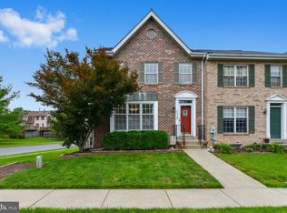 8025 Lighthouse Lndg, Frederick, MD 21701