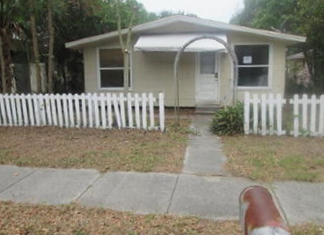 1st image of 1760 Carnegie Ave