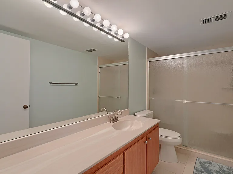 2800 N Ocean Dr #A — Photo 20